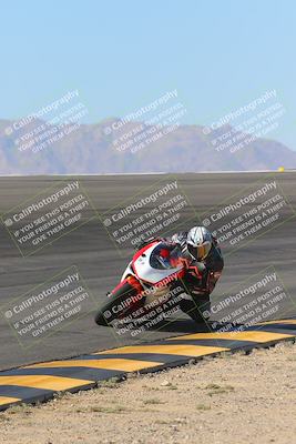 media/Nov-06-2023-Moto Forza (Mon) [[ce023d0744]]/3-Intermediate Group/Session 2 (Bowl)/